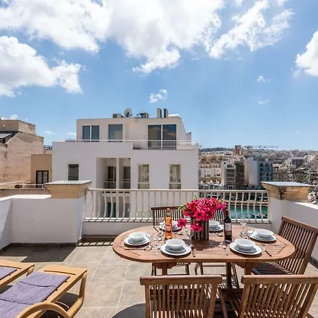 Getawaysmalta - Seaspray Penthouse In St Julian's Close To Paceville Nightlife Saint Julian's